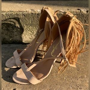 Privileged Women’s Elegant Suede Fringe Strada Heels W/ Ankle Strap Tan - Size 9